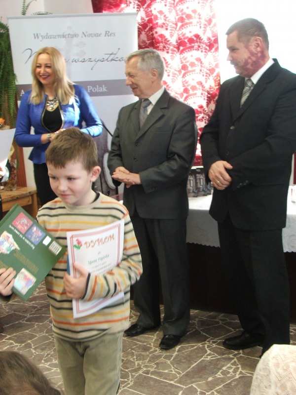 
                                                       Czytelnik Roku 2014
                                                