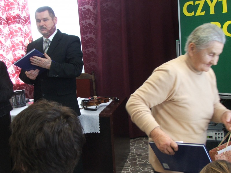 
                                                       Czytelnik Roku 2014
                                                