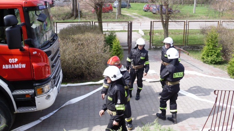 
                                                       Ćwiczenia na obiekcie Szkoły Podstawowej w Wielkolesie
                                                