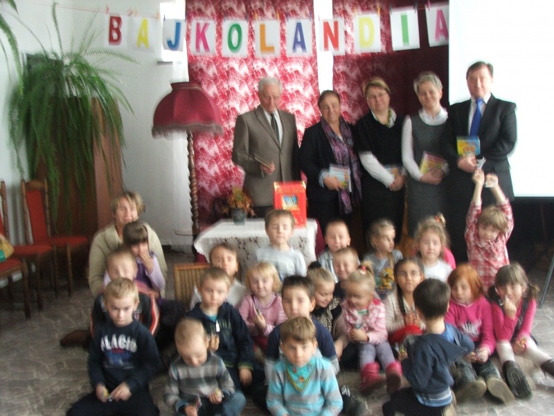 
                                                       Bajkolandia w bibliotece 2013
                                                