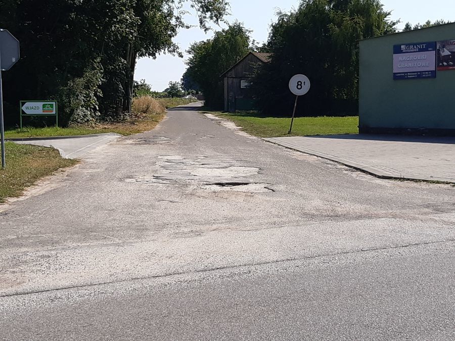 
                                                    Przebudowa ul. Cmentarnej
                                                