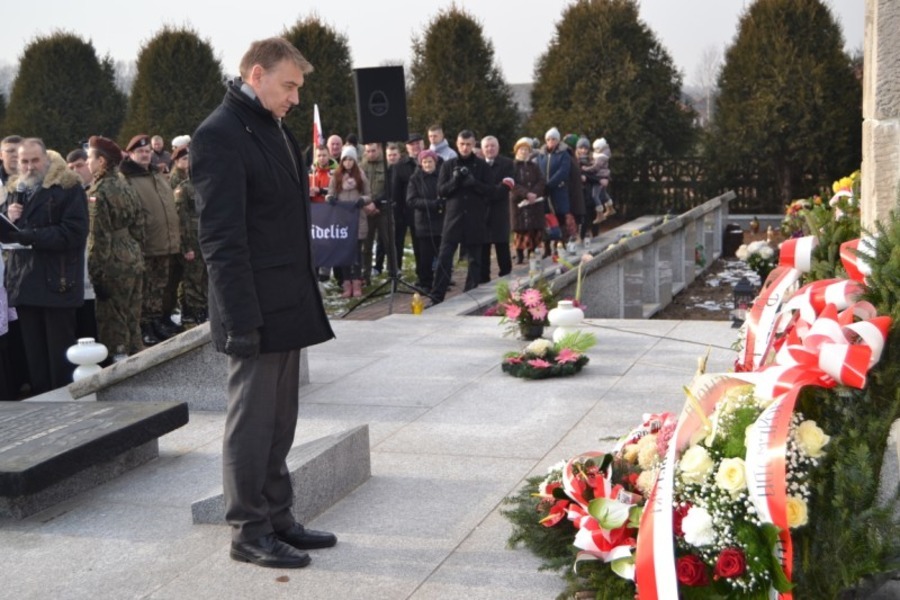
                                                       71 Rocznica Pacyfikacji miejscowości Borów i okolic
                                                