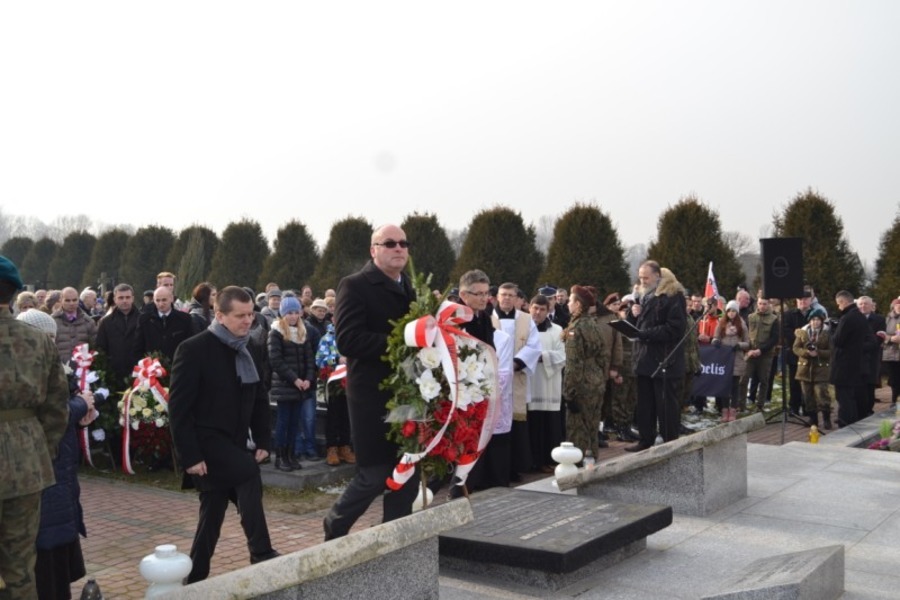 
                                                       71 Rocznica Pacyfikacji miejscowości Borów i okolic
                                                