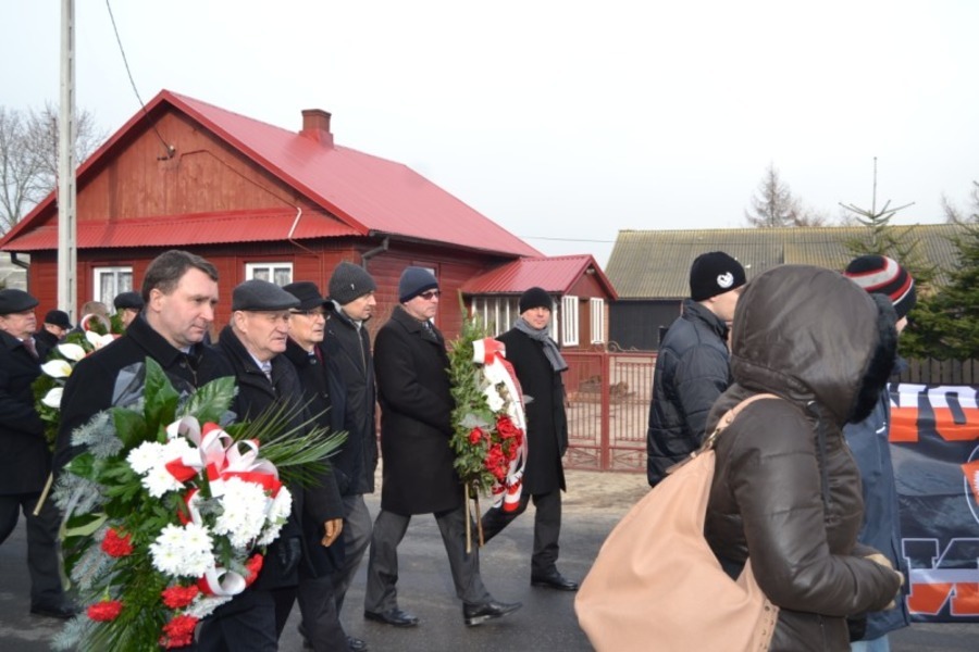
                                                       71 Rocznica Pacyfikacji miejscowości Borów i okolic
                                                