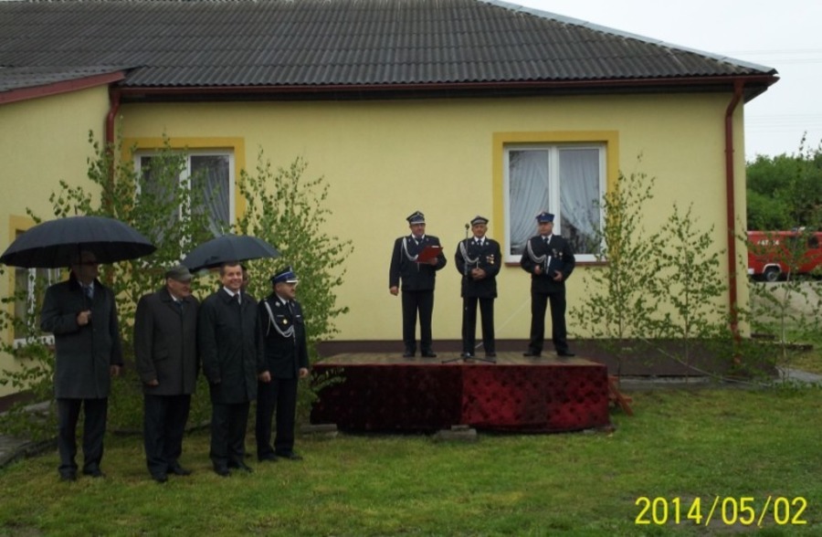 
                                                       Florian 2014
                                                