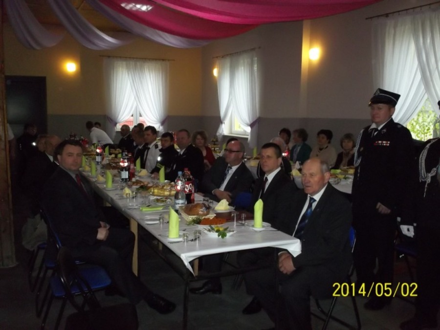 
                                                       Florian 2014
                                                
