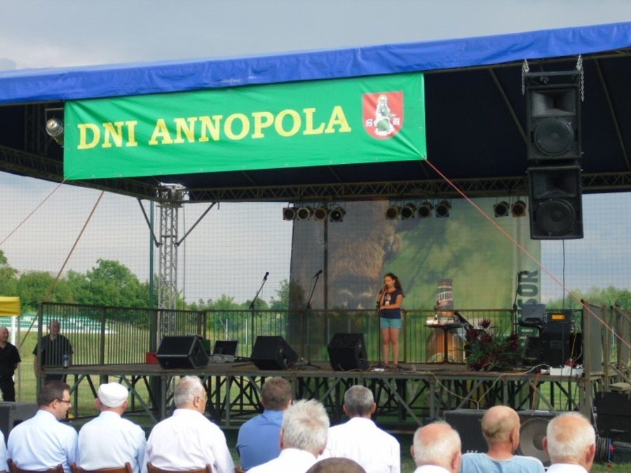 
                                                       Dni Annopola 2012
                                                