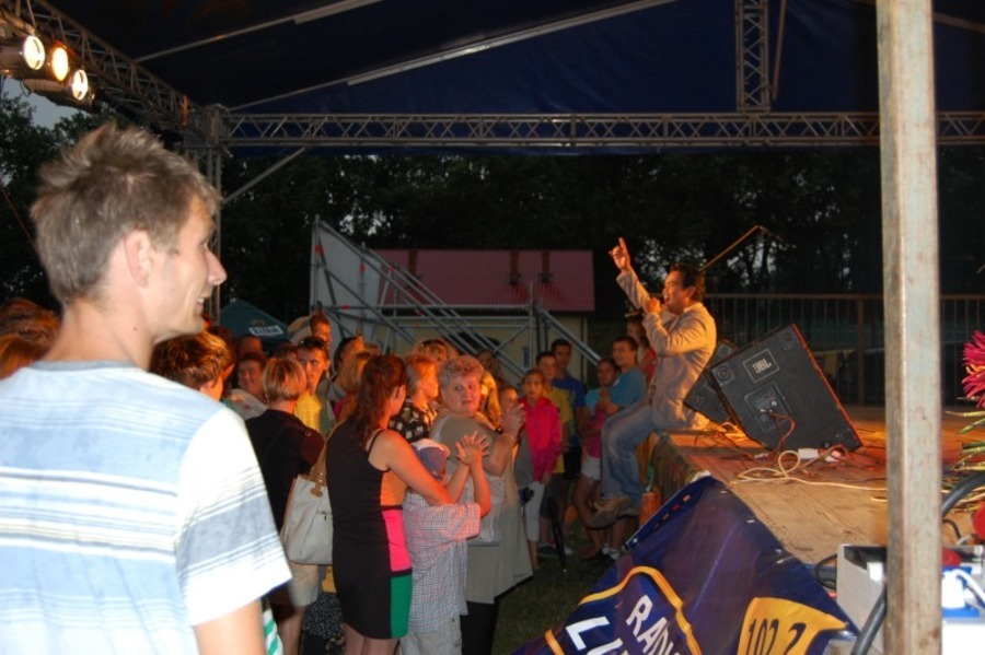 
                                                       Dni Annopola 2012
                                                