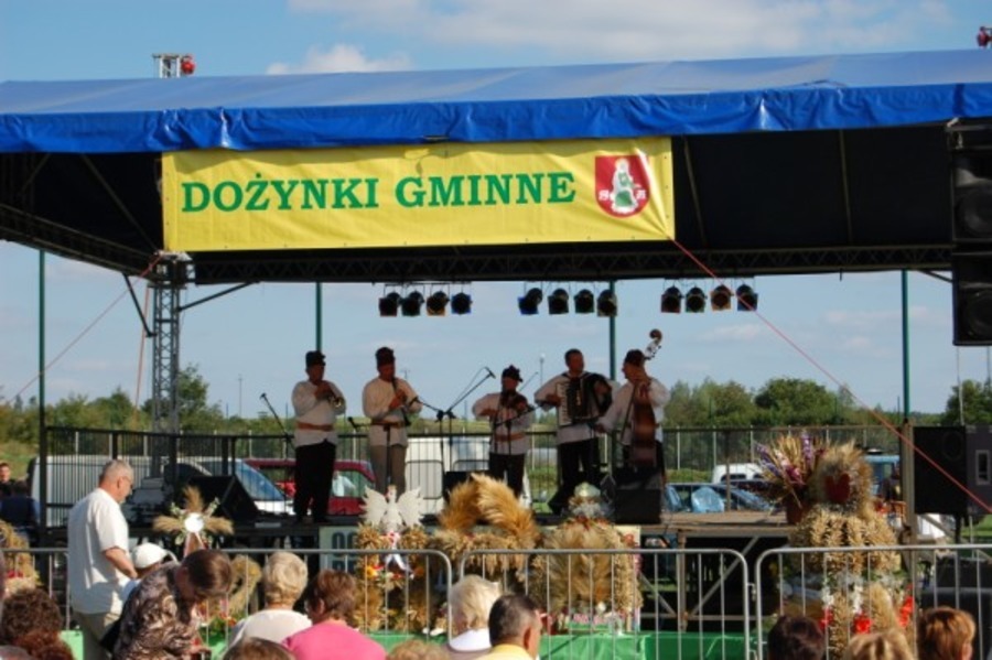 
                                                       Dożynki Gminne 2011
                                                