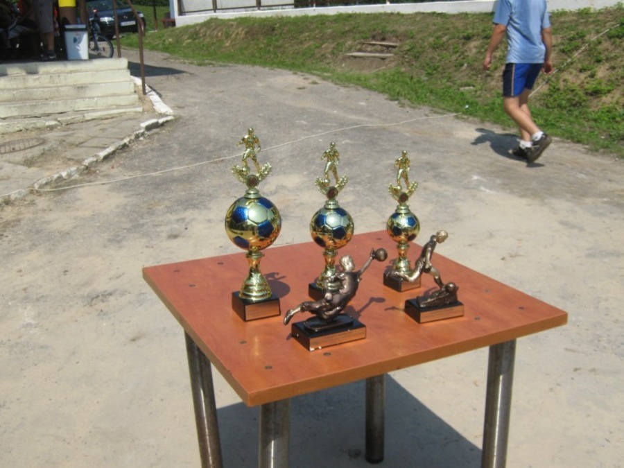 
                                                       Turniej piłki nożnej Grabówka 2011
                                                