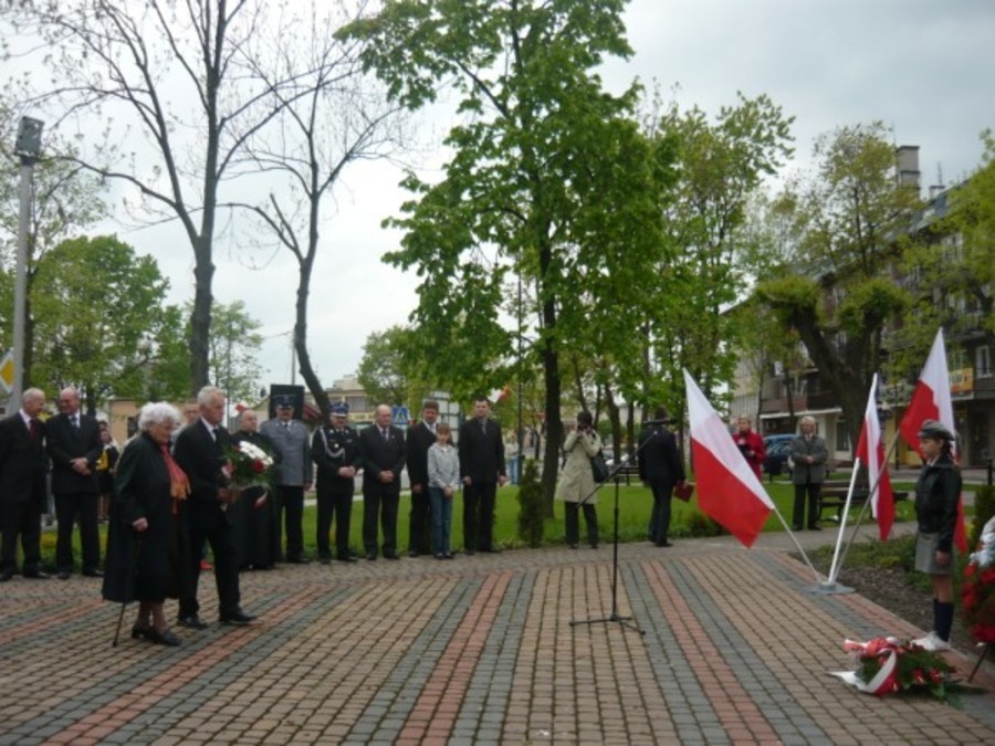 
                                                       OBCHODY 220 ROCZNICY UCHWALENIA KONSTYTUCJI
                                                