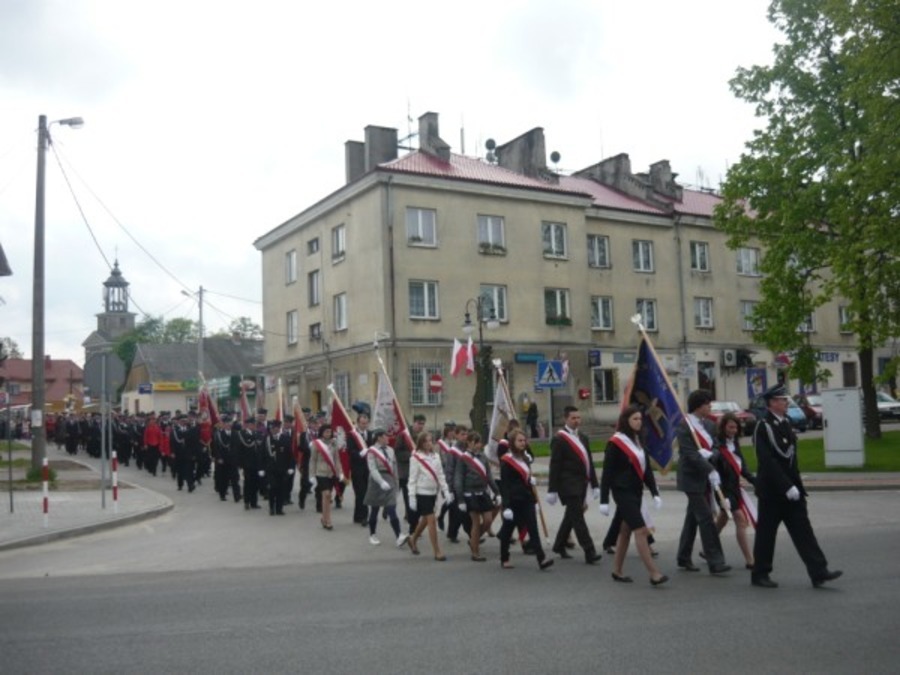 
                                                       OBCHODY 220 ROCZNICY UCHWALENIA KONSTYTUCJI
                                                
