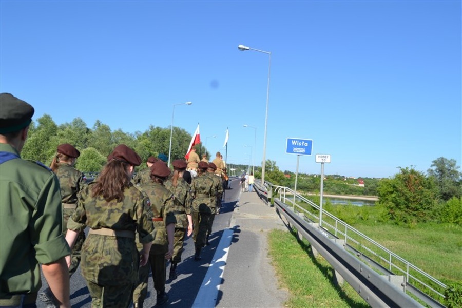 
                                                       UROCZYSTE OBCHODY 100. ROCZNICY PRZEMARSZU I BRYGADY LEGIONÓW POLSKICH PRZEZ WISŁĘ POD ANNOPOL
                                                