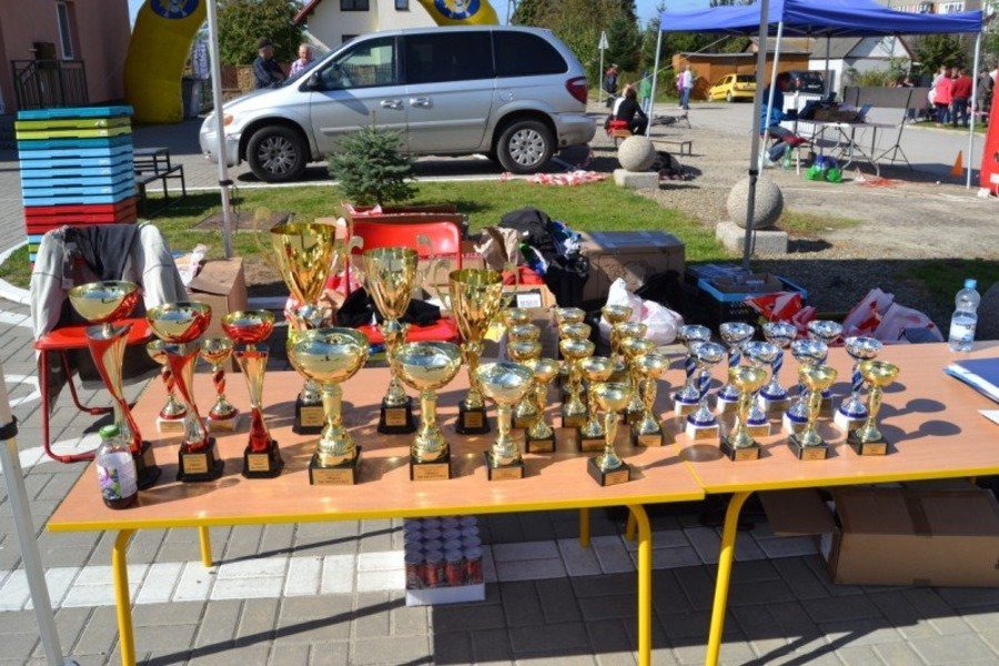 
                                                       Nutrend Cross Duathlon
                                                