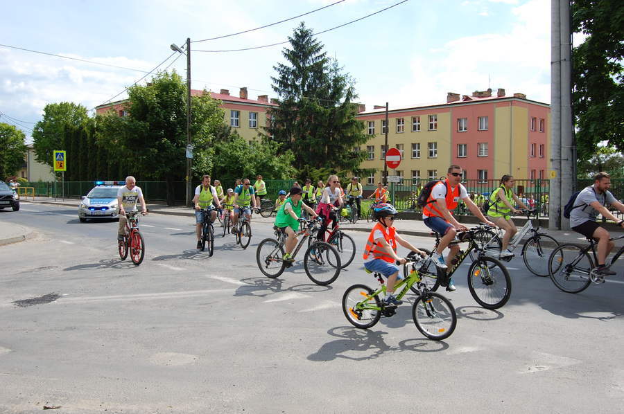 
                                                       Wielopokoleniowy Rajd Rowerowy w Annopolu
                                                