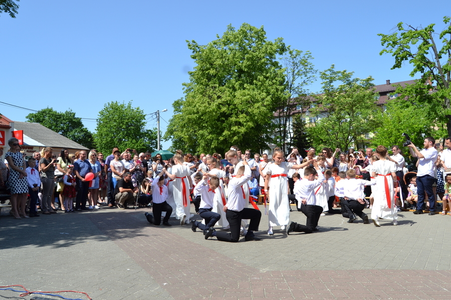 
                                                       Powiatowe obchody Święta Narodowego Trzeciego Maja w Annopolu
                                                