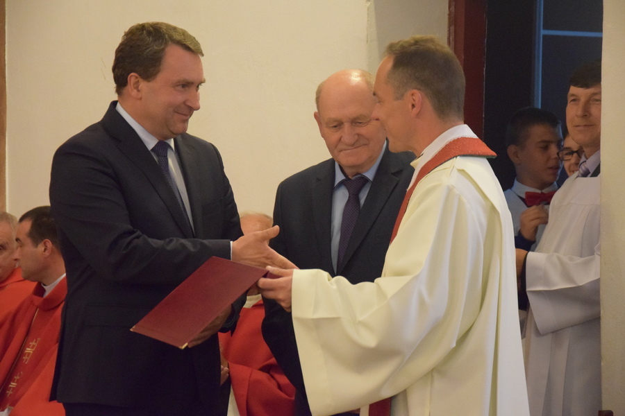 
                                                       Parafia polskokatolicka p.w. św. Jana Chrzciciela w Świeciechowie Dużym w niedzielę 24 czerwca święt
                                                