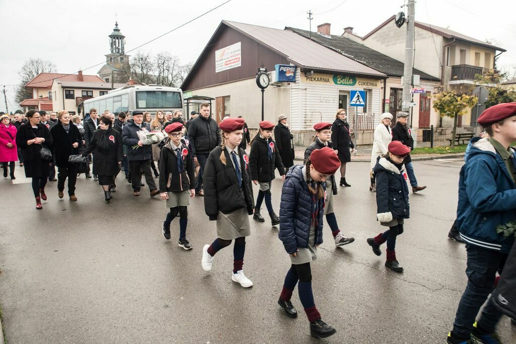 
                                                    Obchody Narodowego Święta Niepodległości.
                                                