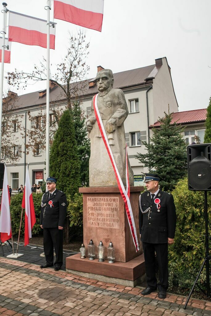 
                                                    Obchody Narodowego Święta Niepodległości.
                                                