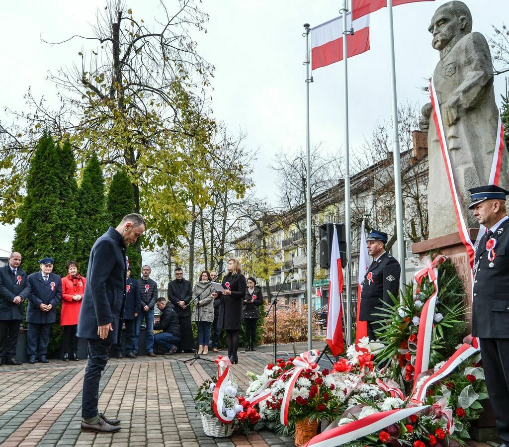 
                                                    Obchody Narodowego Święta Niepodległości.
                                                