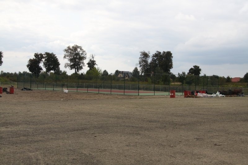 
                                                       Budowa kompleksu sportowego w osiedlu Wiślana.
                                                