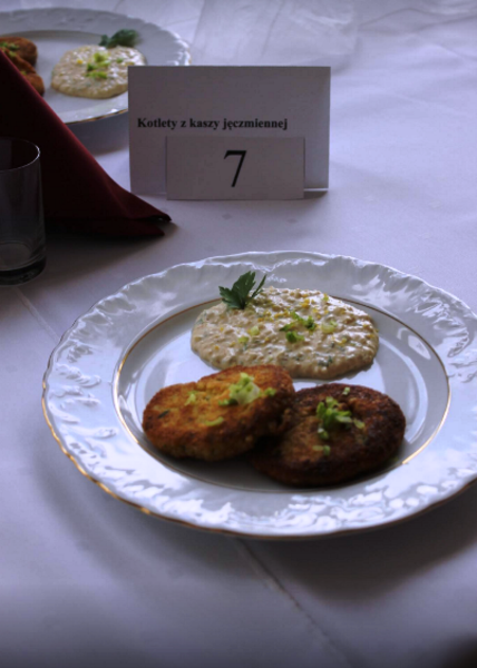 
                                                       Kucharz na medal 2017 – kulinarna rywalizacja w ZSZ nr 2 Tegoroczne hasło: „Każdą kaszę chętnie zjem
                                                