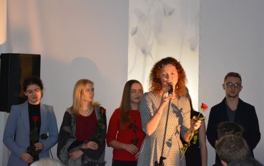 
                                                       10 listopada w MDK odbył się coroczny Zaduszkowy Koncert Wspomnień.
                                                