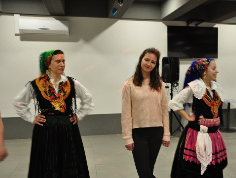 
                                                       Warsztaty z portugalskiej muzyki i tańca - praktyki zagraniczne uczniów ZSZ nr 2 w Dęblinie
                                                