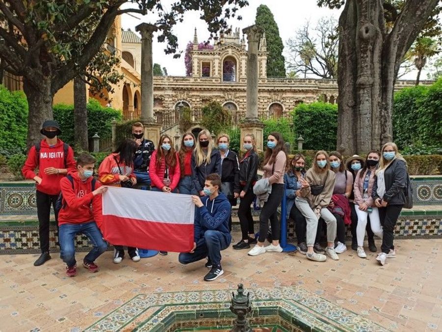 
                                                    Turystyczny weekend uczniów ZSZ nr 2 w Dęblinie odbywających praktyki zawodowe w Hiszpanii w ramach programu Erasmus+
                                                