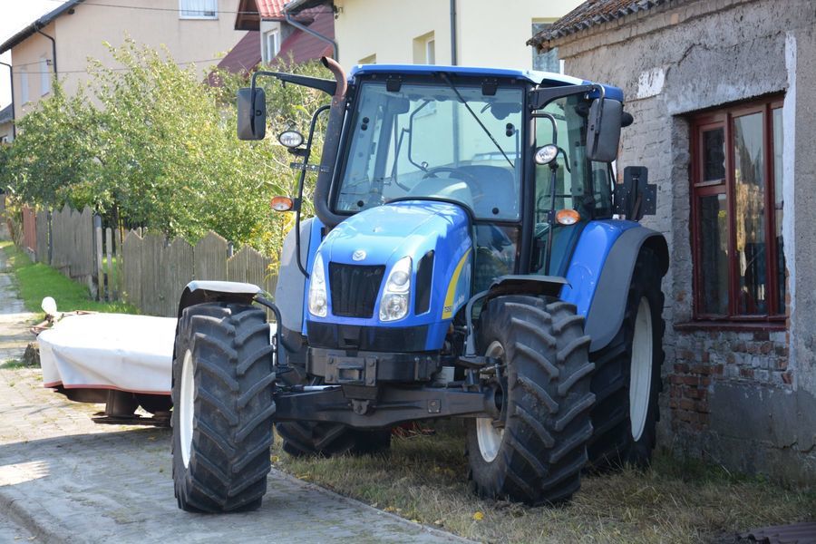 
                                                    DOŻYNKI GMINNO – PARAFIALNE W TRZEBUNIU
                                                