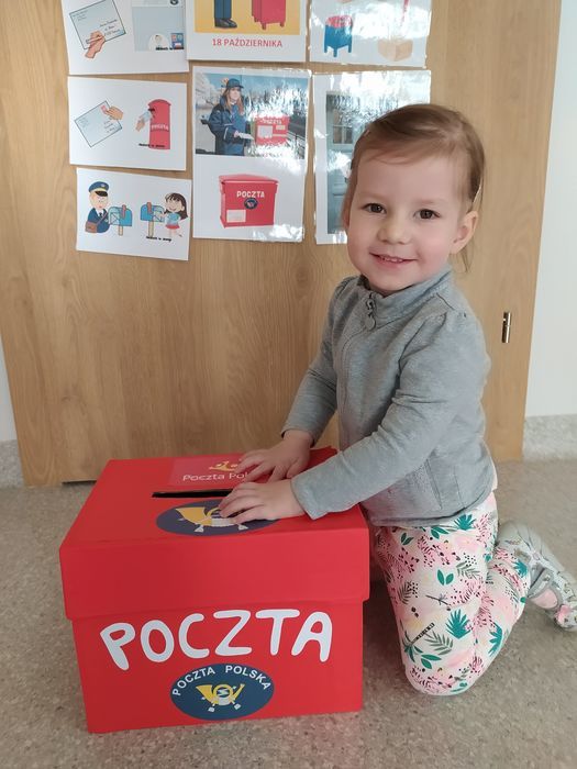 
                                                    Święto Poczty Polskiej w Żłobku
                                                