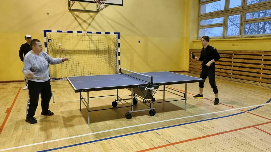 
                                                    Tenis stołowy
                                                