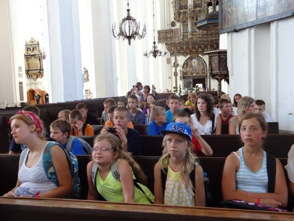 
                                                       Wakacyjny wypoczynek dzieci i młodzieży współfinansowany przez Gminę Garbów 09.08.2013
                                                