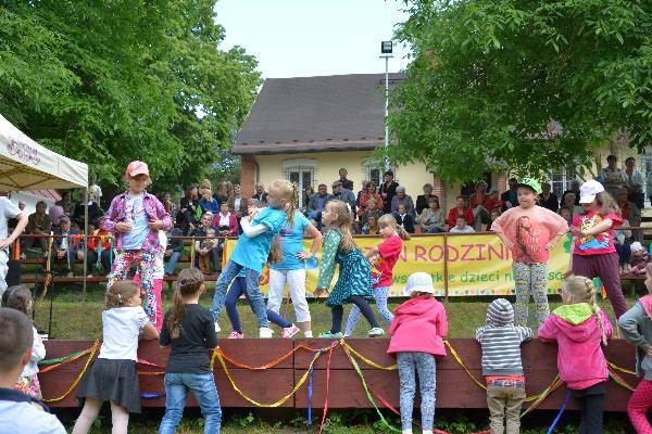 
                                                       VIII Festyn Rodzinyy
                                                
