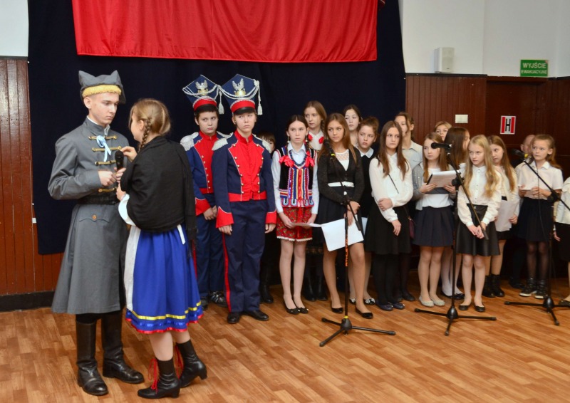
                                                       Obchody Narodowego Święta Niepodległości 2016
                                                