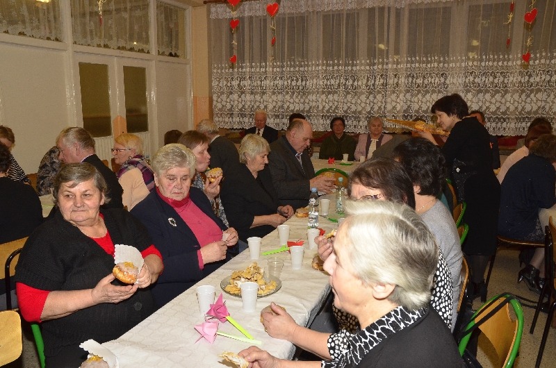 
                                                       Karnawałowe spotkanie seniorów 2017
                                                