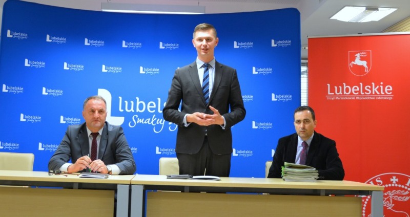 
                                                       Podpisanie umowy 20.07.2017r
                                                