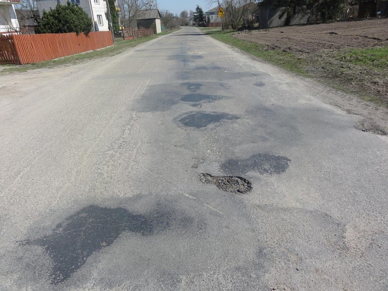 
                                                       Droga gminna nr 112569L w miejscowości Wola Przybysławska
                                                