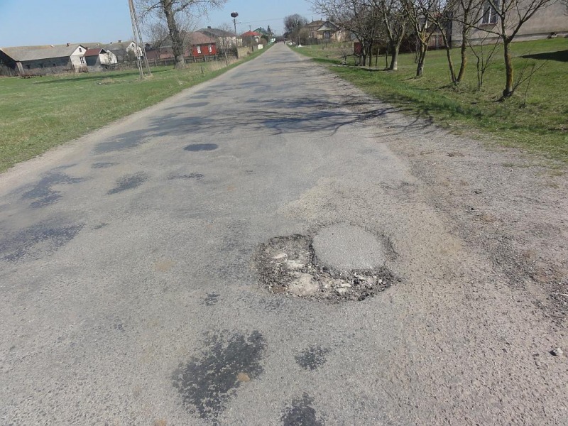 
                                                       Droga gminna nr 112569L w miejscowości Wola Przybysławska
                                                