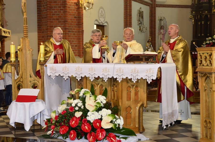 
                                                       Fotorelacja z Obchodów 100-lecia Odzyskania Niepodległości
                                                