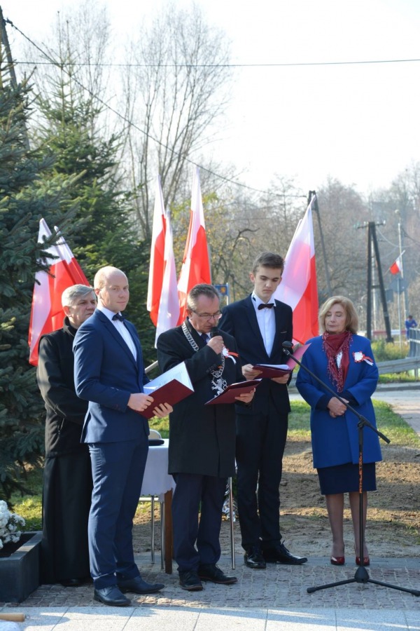 
                                                       Fotorelacja z Obchodów 100-lecia Odzyskania Niepodległości
                                                
