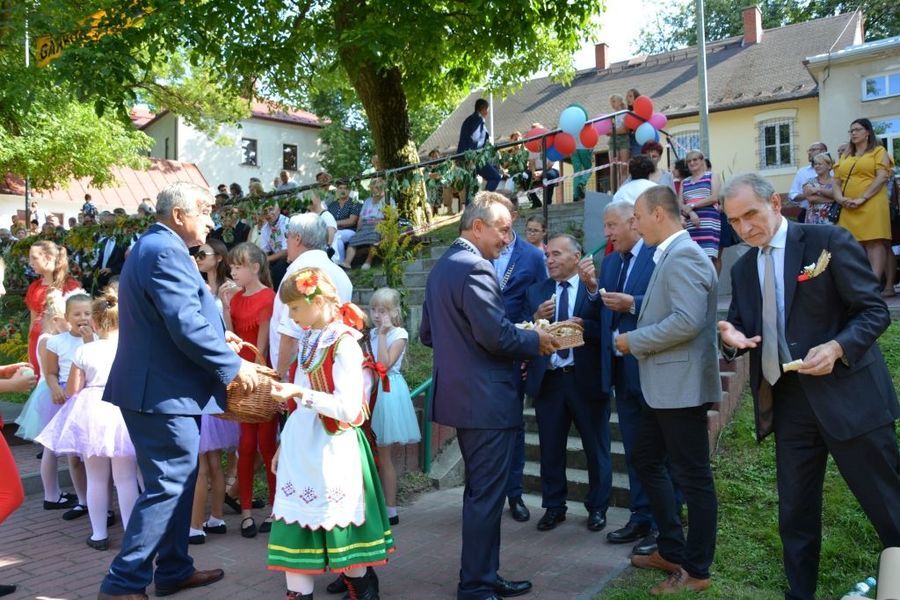 
                                                       Dożynki 2019 cz 1
                                                