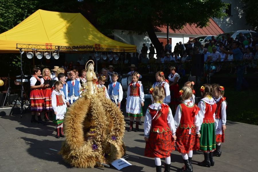 
                                                       Dożynki 2019 cz 2
                                                