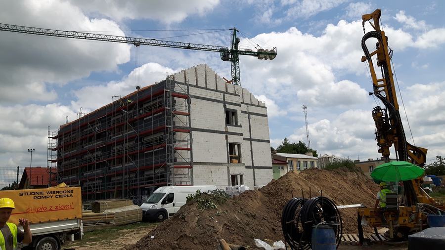 
                                                       Rozbudowa szkoły w Kalinówce - czerwiec 2018
                                                