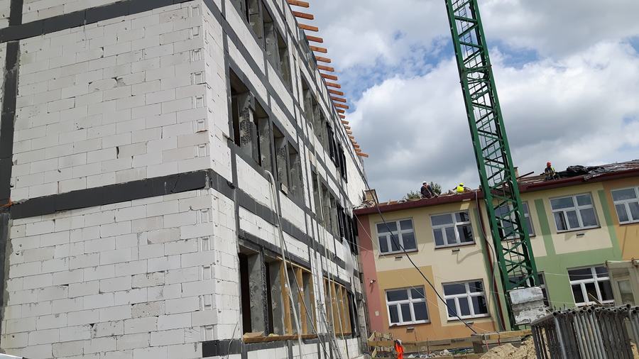 
                                                       Rozbudowa szkoły w Kalinówce - czerwiec 2018
                                                