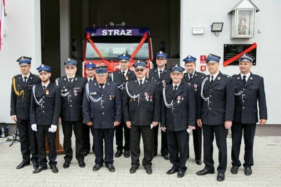 
                                                       Strażacka uroczystość w Ćmiłowie
                                                