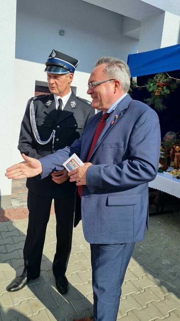 
                                                    Świetlica w Mętowie oficjalnie otwarta
                                                