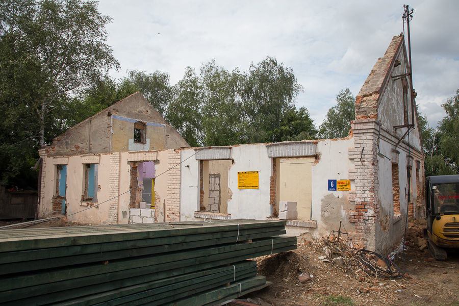 Remont budynku przy ul. Złotej w Dysie