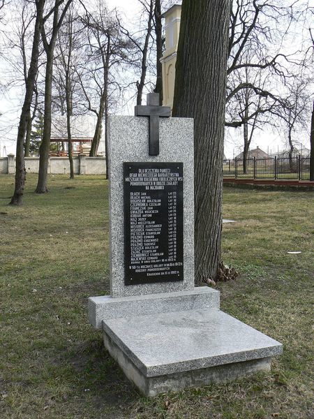 Mogiła żołnierza polskiego o nieznanym nazwisku, który został zastrzelony przez hitlerowców w Ciecie