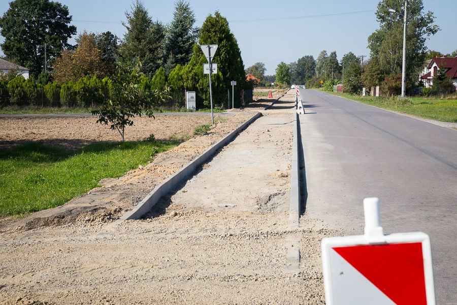 Na zdjęciu ścieżka rowerowa